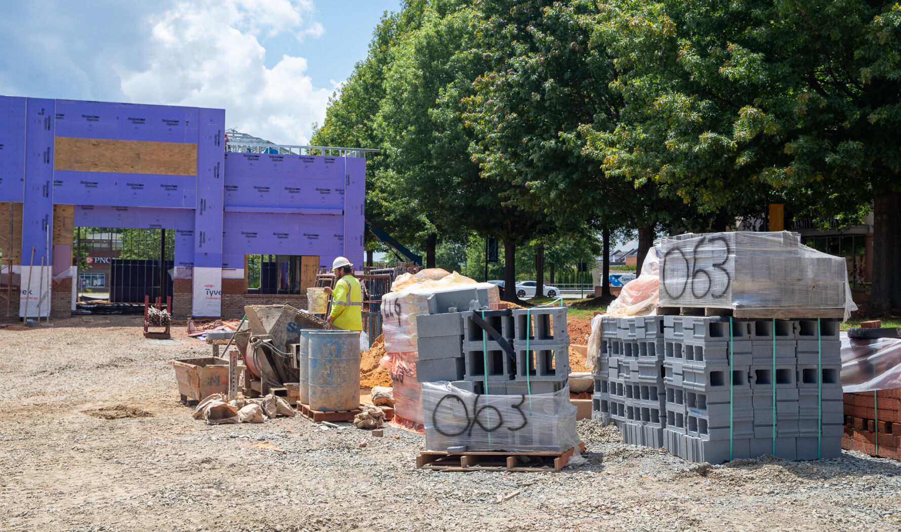 Commercial development in Mooresville, NC featuring Johnson Concrete Products Lightweight CMU Commercial development in Mooresville, NC featuring Johnson Concrete Products Lightweight CMU